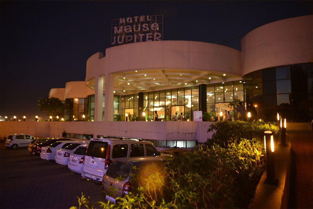 เมิซจูปิเตอร์บิซิเนสแอนด์ลักชัวรีโฮเต็ล Hotel นาสิก ภายนอก รูปภาพ